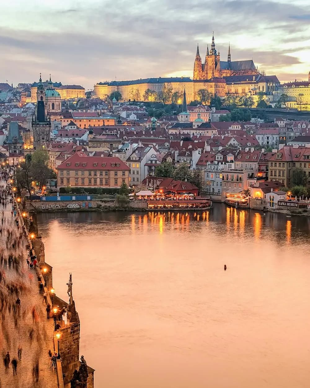 Praha za zlaté hodiny